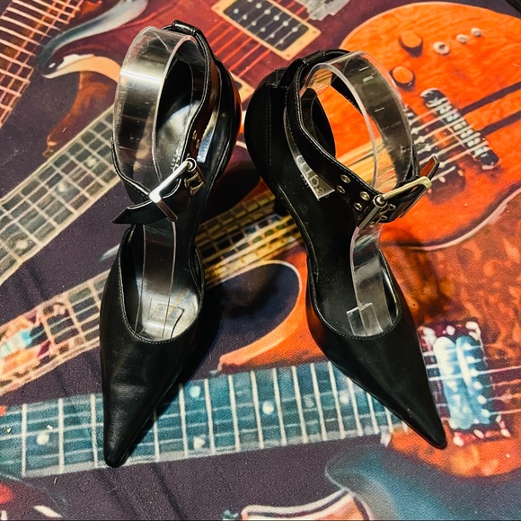 👠Gorgeous Black DIBA Pointed Toe Ankle Strap Stilettos! - Picture 2 of 12